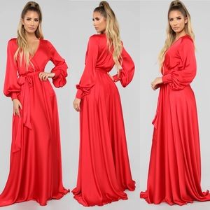 Find me in my mansion satin maxi dress - red